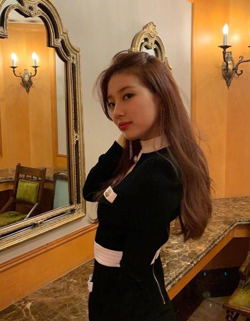 身材 24岁裴秀智和27岁古力娜扎,同穿黑白紧身裙,不是年轻就能赢