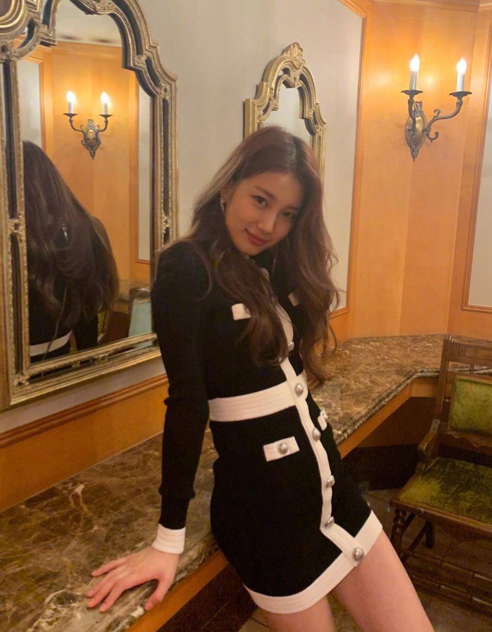 身材 24岁裴秀智和27岁古力娜扎,同穿黑白紧身裙,不是年轻就能赢