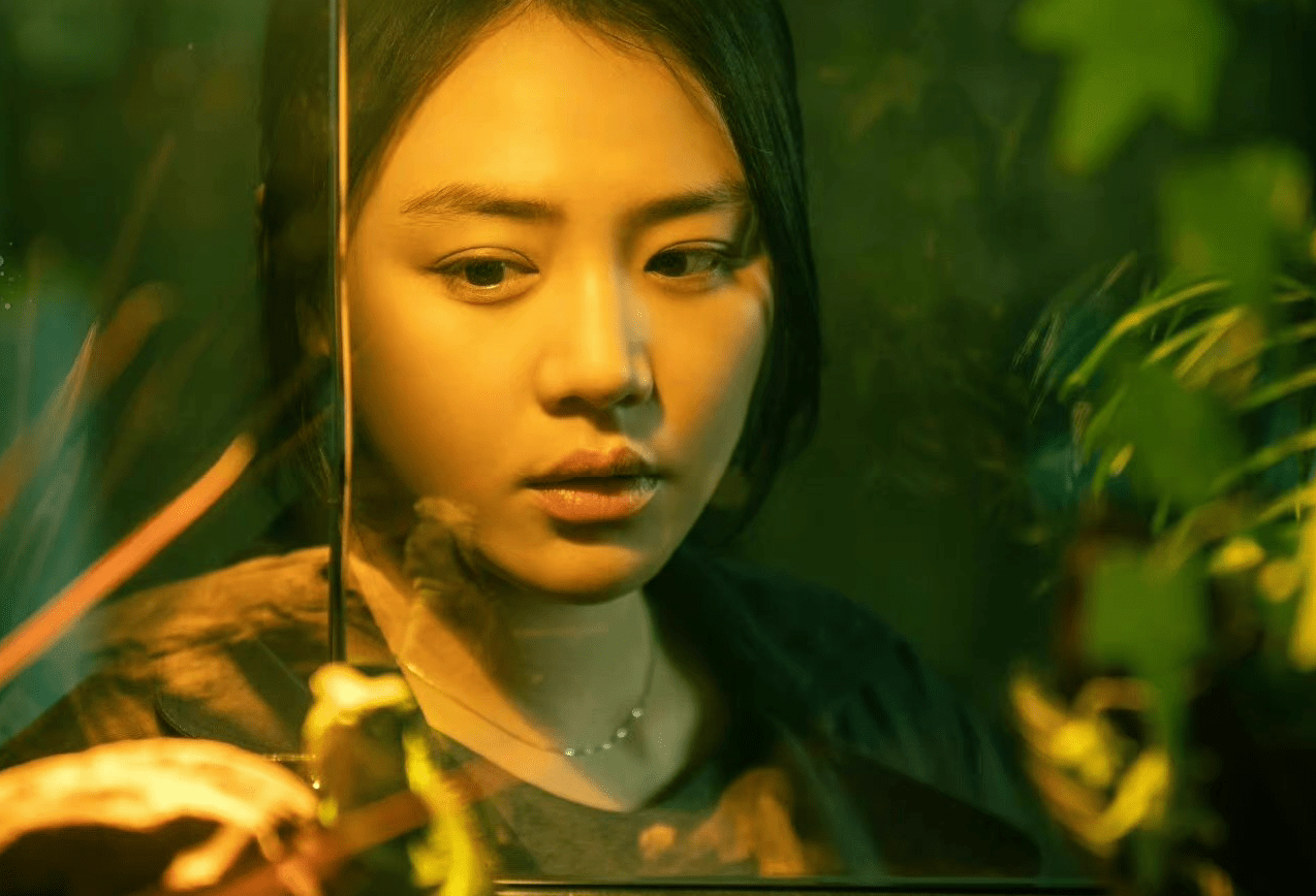 尤其是悬疑作品,真的很难把握,我们还是期待未来看到马思纯更好的作品