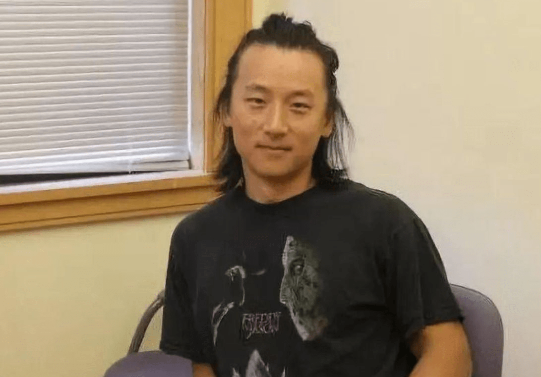 后来尹希还在媒体的采访中表示:目前,国内的科研还,跟国外还是有不小