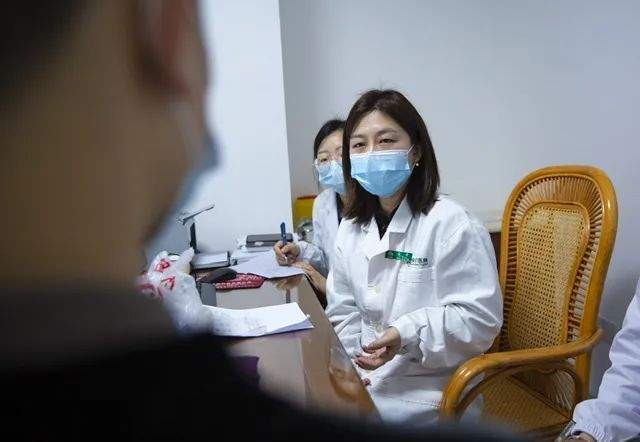 包含中國中醫科學院廣安門醫院"醫院掛號黃牛票怎么買",的詞條