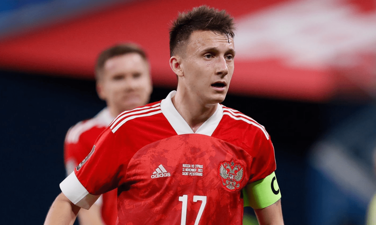 俄罗斯男足被贴上标签之后,他们的球员也难逃被边缘化的命运.