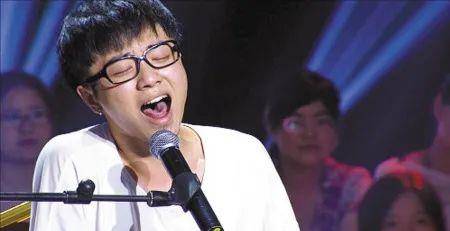 因为|华晨宇：从音乐奇才到“人人喊打”，他到底经历了什么？