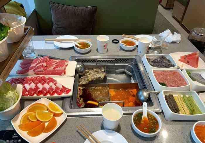 成本|海底捞已经没有那么火了，服务再好，又有什么用呢？