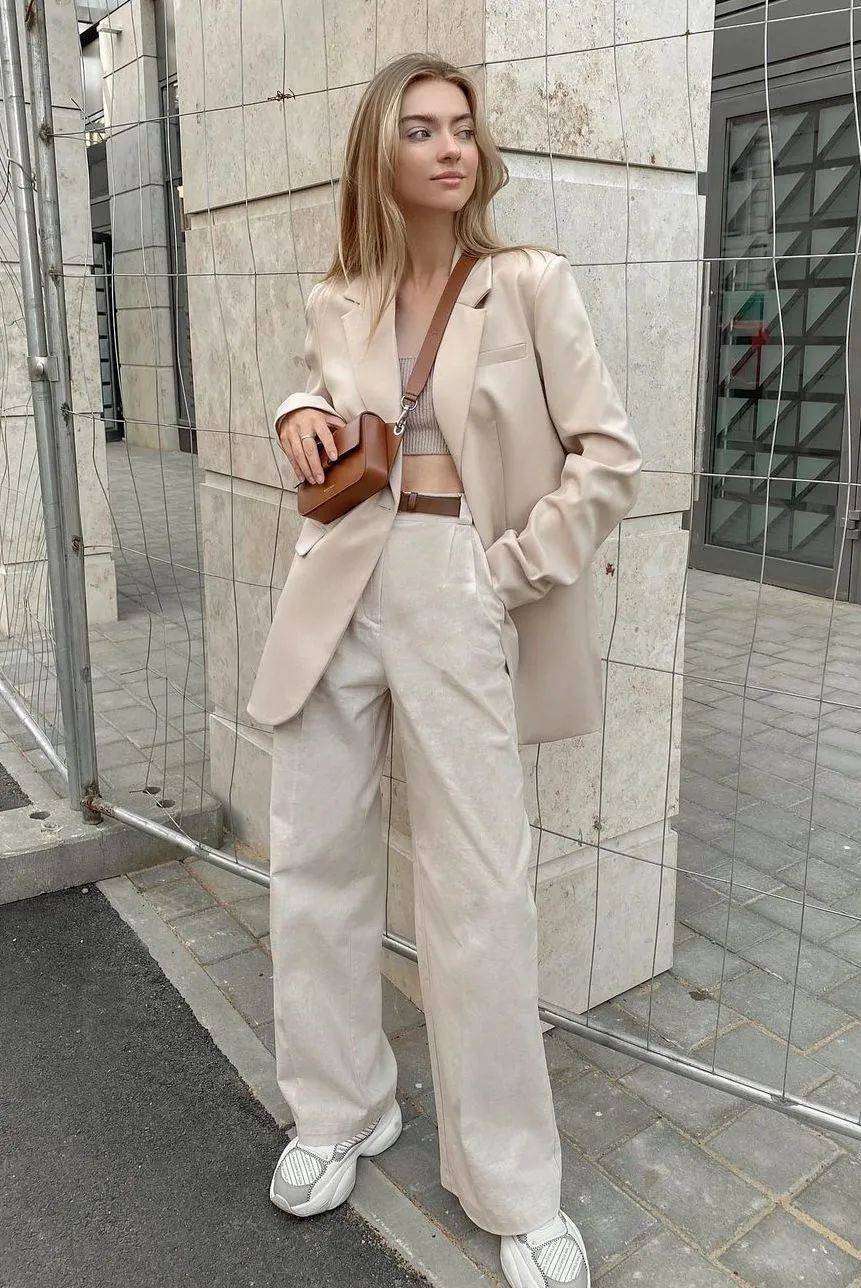 大气 大衣下岗了!开春这么穿,时髦又大气!