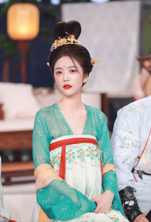 美人5位被造型耽误的古装美人！综艺里很惊艳，剧里怎么就一般般呢