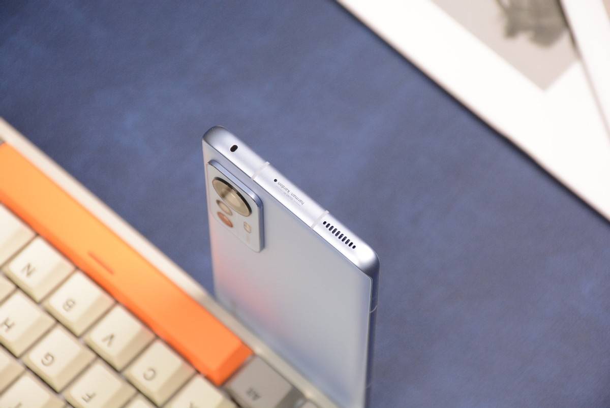 索尼imx766旗舰主摄黄金手感小屏手机97好评率