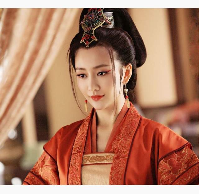 美人5位被造型耽误的古装美人！综艺里很惊艳，剧里怎么就一般般呢
