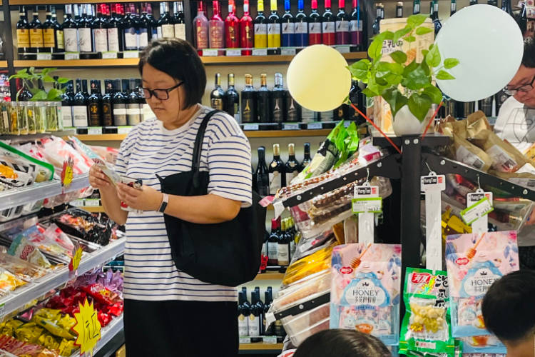 品牌|做好特色和差异化,零食店满足不断细化的需求