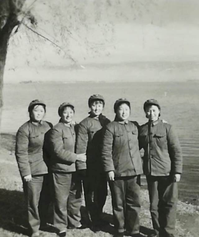 02在上海音乐学院深造的才旦卓玛,专门来到北京,跟着雍西学唱《北京的