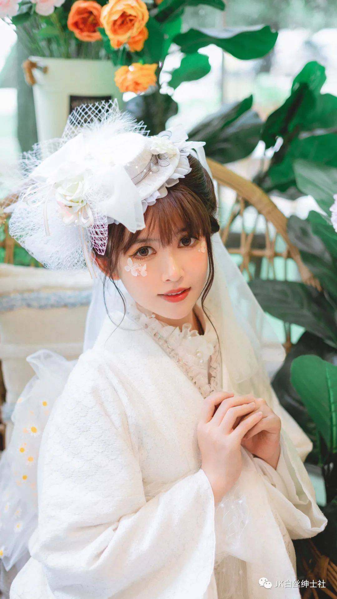 lolita:蕾丝和服,有种穿越到童话故事里的感觉_wb_小汐_爱丽丝