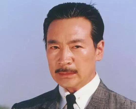 65岁老戏骨寇振海二婚娶小21岁娇妻儿子帅气成为一名童星