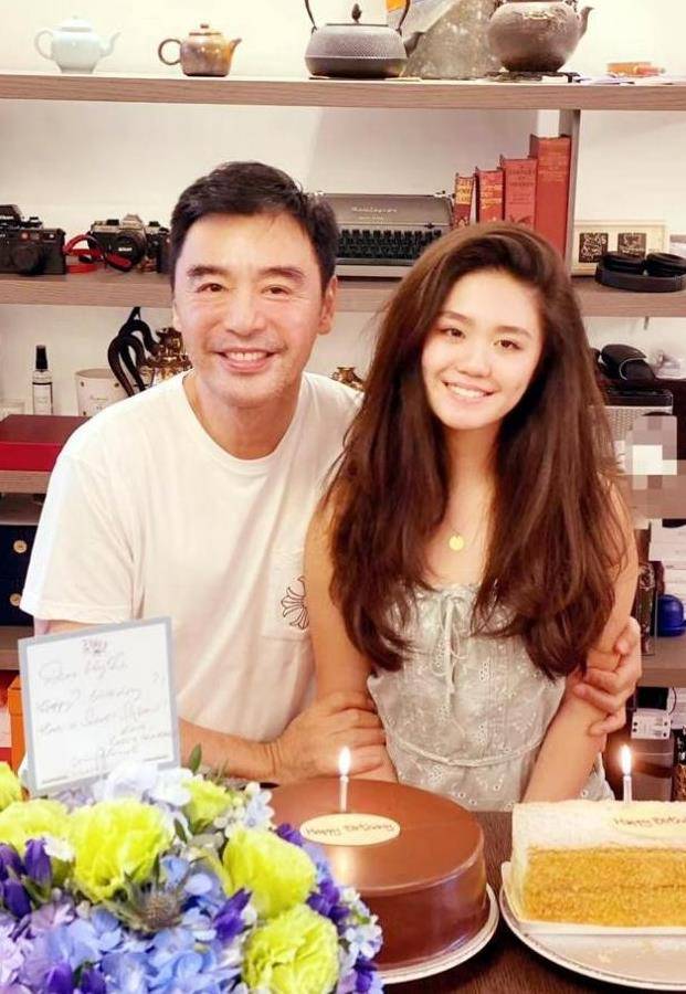 钟镇涛前妻离婚后还不让他安心女儿只认后妈跟亲妈撕破脸