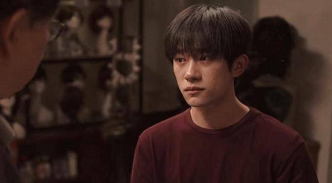 那一段|电影《送你一朵小红花》，刘浩存光顾着看颜了，演技还有待进步