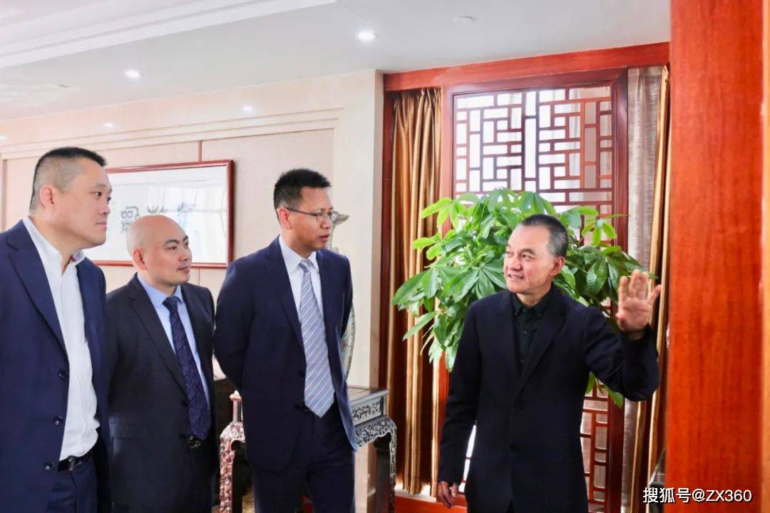 公司在全国开设连锁店,成立咏寿堂健康体验中心,集设计,研发,生产