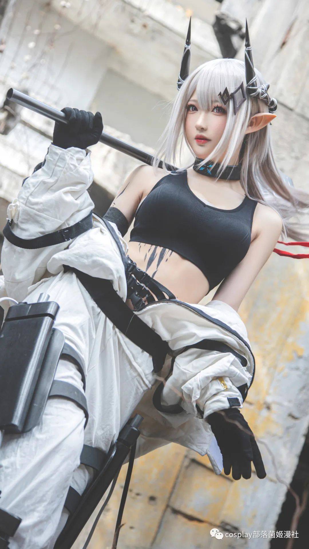 cos:明日方舟泥岩cos正片@南宫_因为_阳炎型_wb