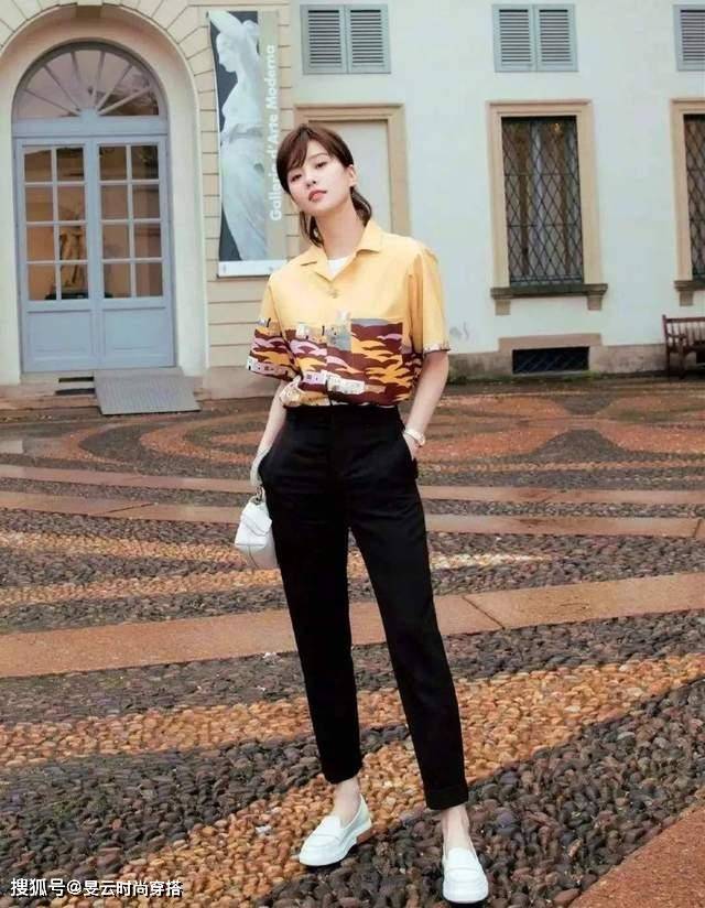 身材 女人过了40别乱穿衣，尽量避开这4种裤子，显“廉价”又没气质