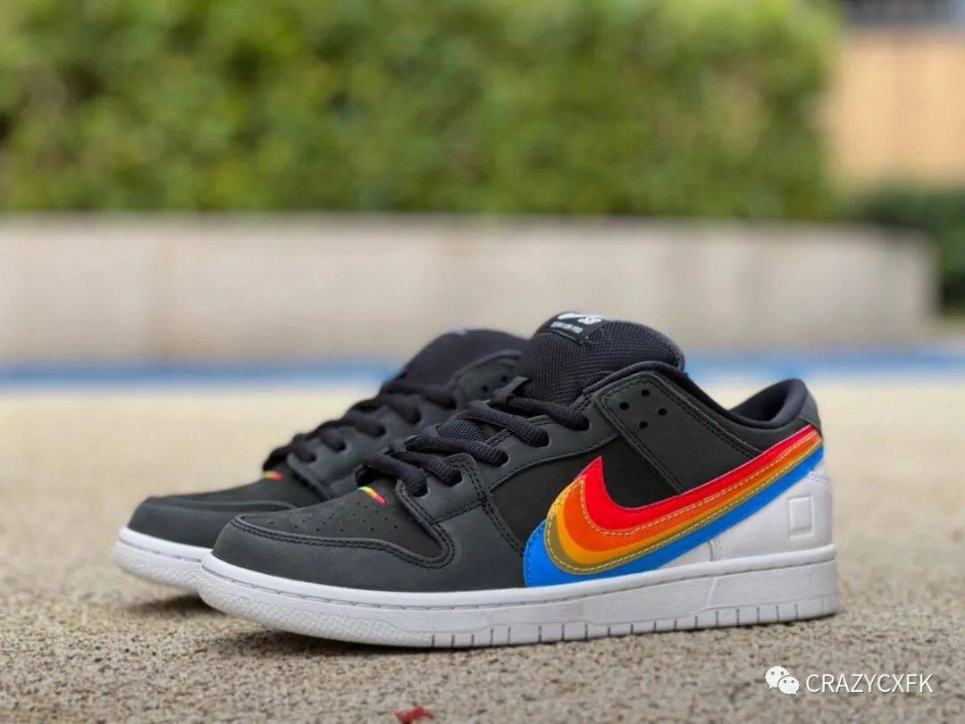 耐克宝丽来联名polaroidxnikesbdunklow黑彩虹低帮运动鞋