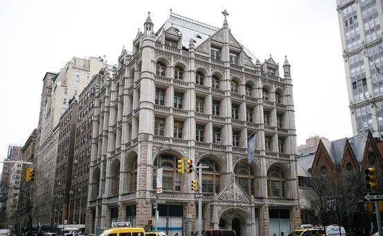 The|假名媛与艺术圈的“三宗罪”