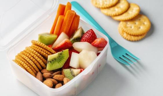 素食|全素食≠更健康，别让孩子总被馋哭了！