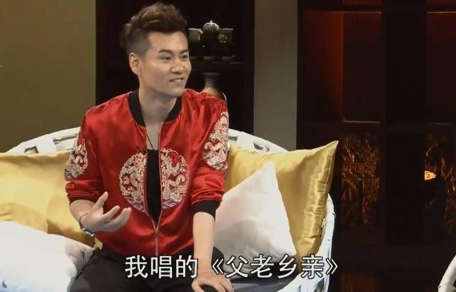 后来,徐子淳考上了全国闻名的凤城一中,徐子崴则考入了艺术师范学校.