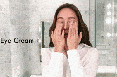 戚薇36岁佟丽娅老成这样?黑眼袋严重吓坏众人,粉丝:丫丫擦下眼霜吧