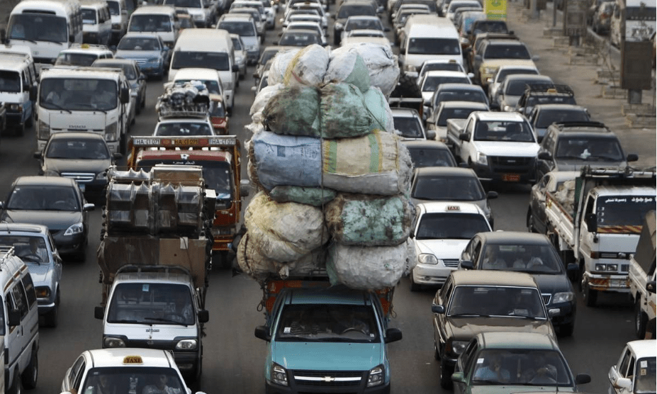 代表提议将货车严重超限超载行为入刑给予残疾人考驾驶证资格