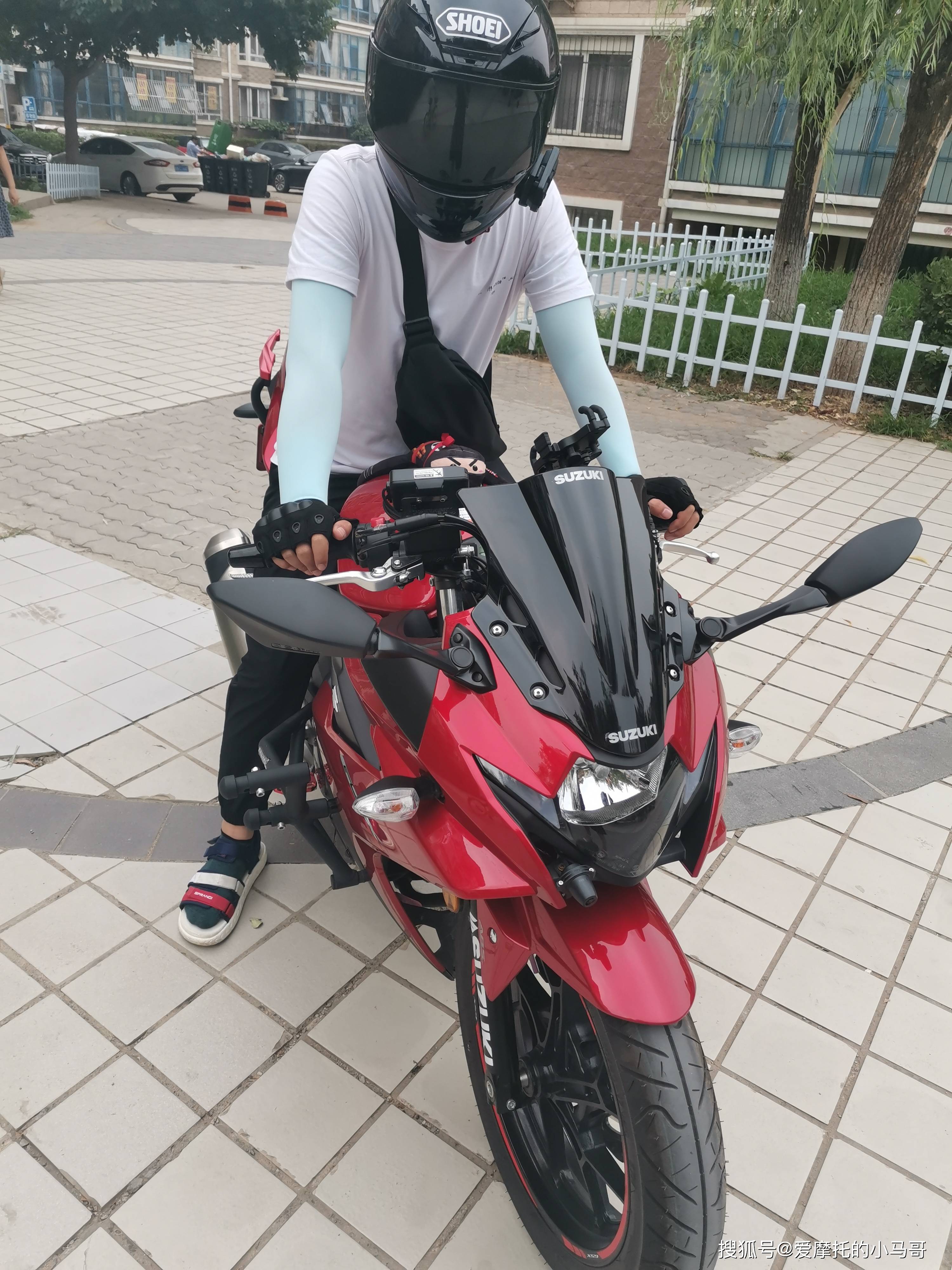 3万内最适合圆机车梦的仿赛街车豪爵铃木gsx250r