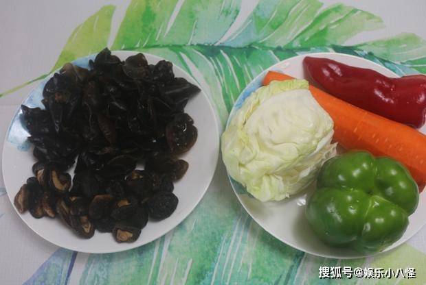 水发|干锅菜式的新吃法，不加任何的荤腥食材，干吃两碗助减肥