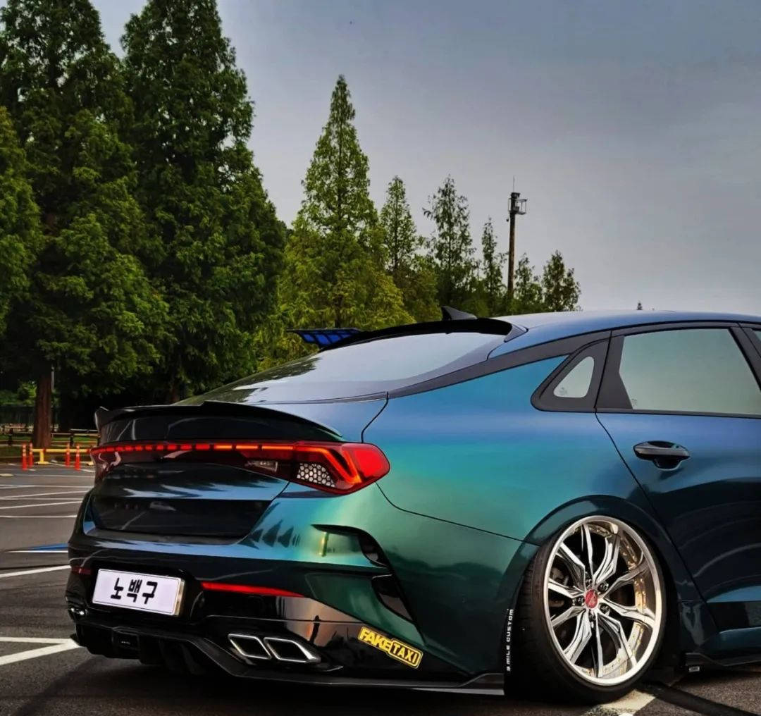 起亚k5低趴改装颜值有进一步提升吗