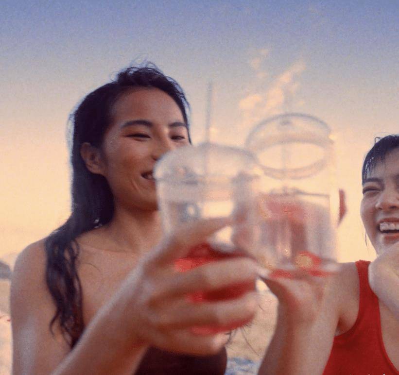八卦爆料拒绝白瘦幼一年后，那个女孩怎么样了？