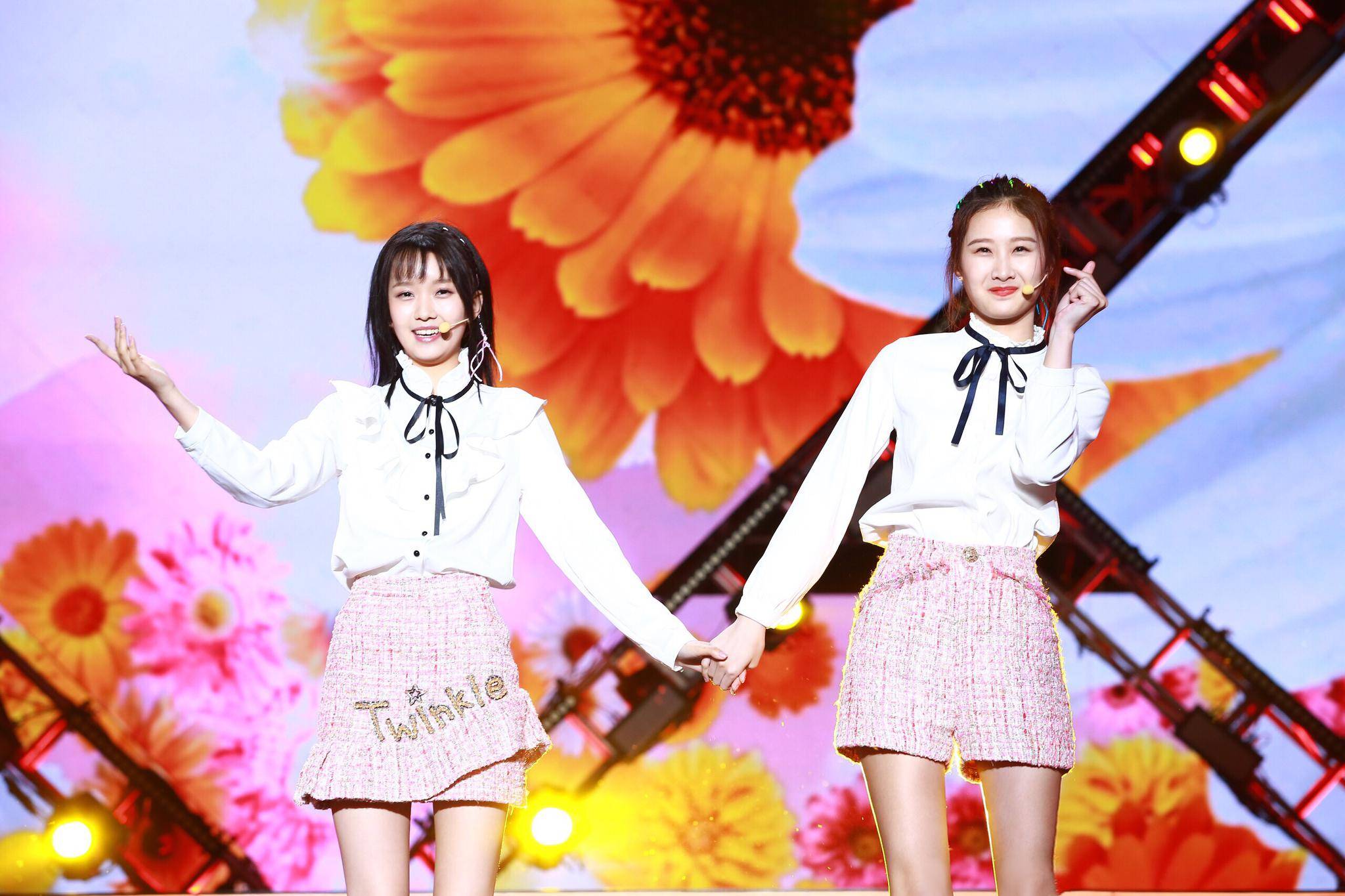 第10届美少女大赛性感twinkle女团助阵美少女们舞动青春