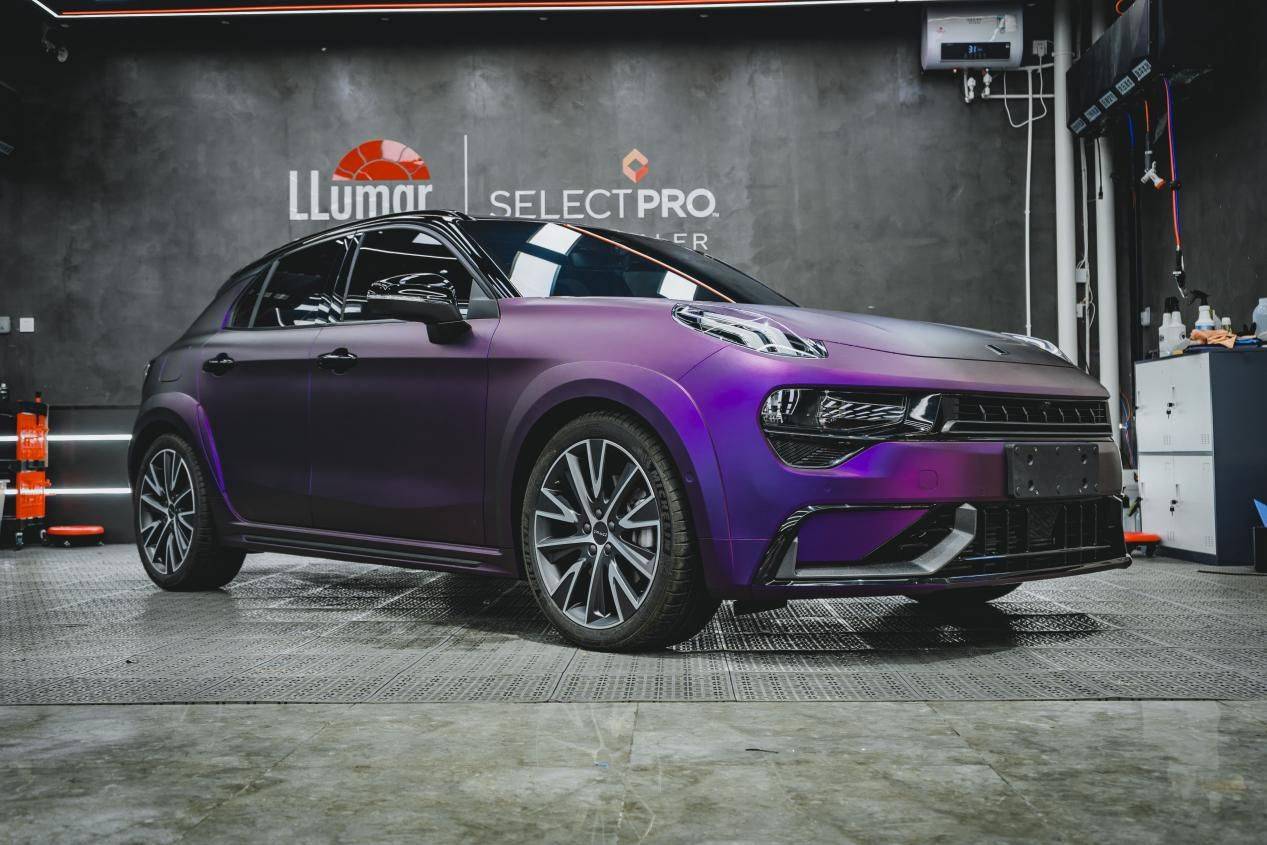 天津领克汽车贴膜消光黑比诺紫改色案例分享