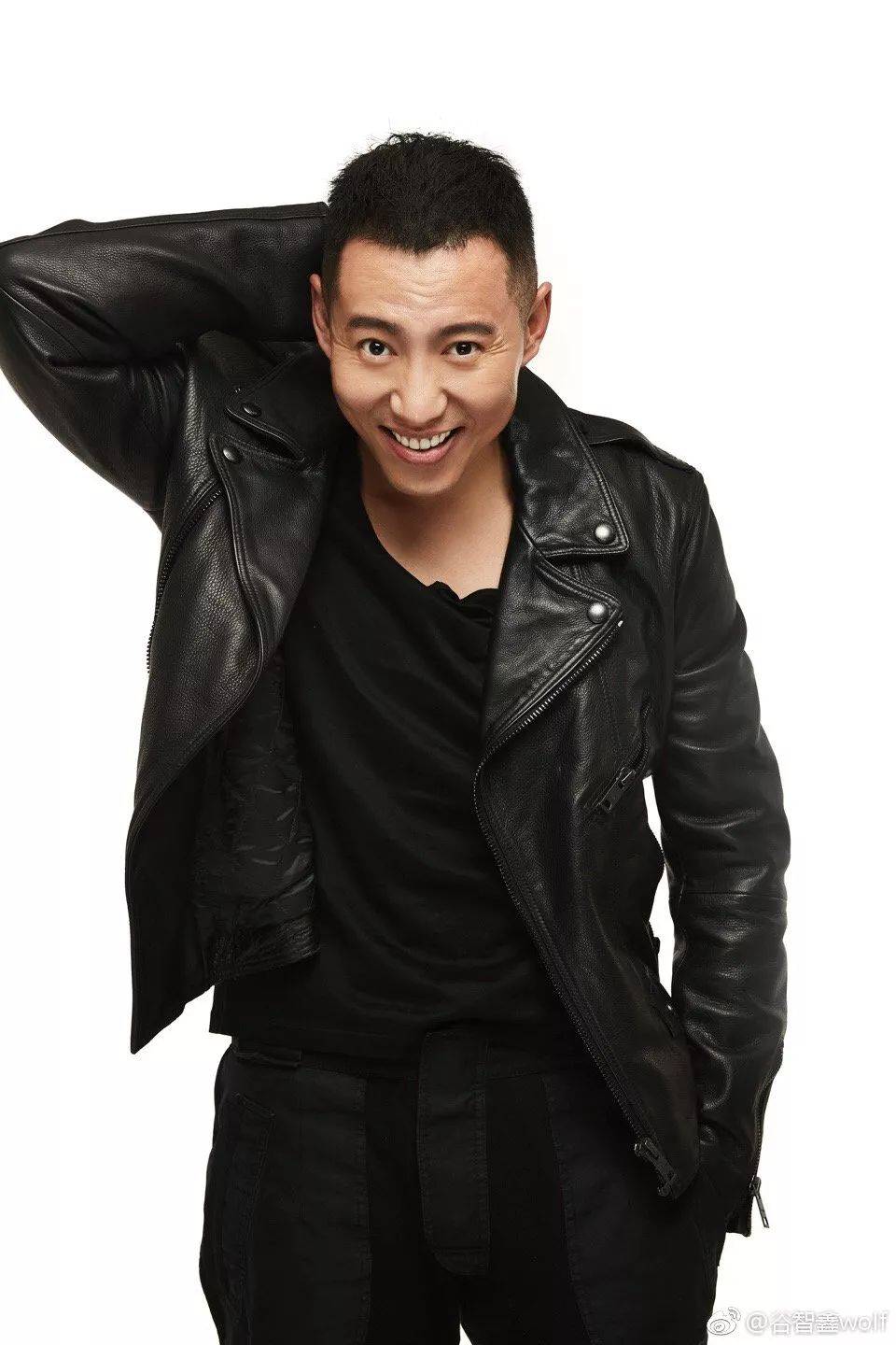 原创谷智鑫婚礼前夕意外坠马脊椎受损女友不离不弃今成人生赢家