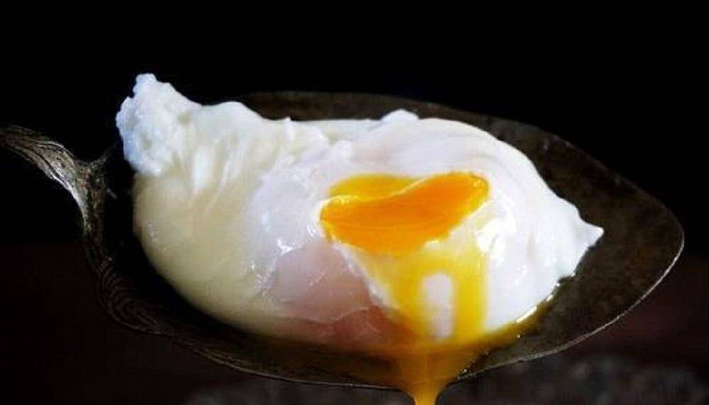 原创详细到啰嗦的流心荷包蛋做法做出来又圆又嫩一起来学做吧