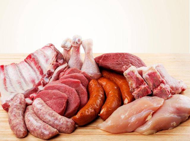 肉类|血糖高不能吃肉？3种肉有助于控糖，4种肉易升糖，一定别吃错！