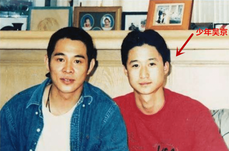 武打|吴京：8岁武术夺冠，14岁瘫痪，24岁爆红，43岁火遍全国！