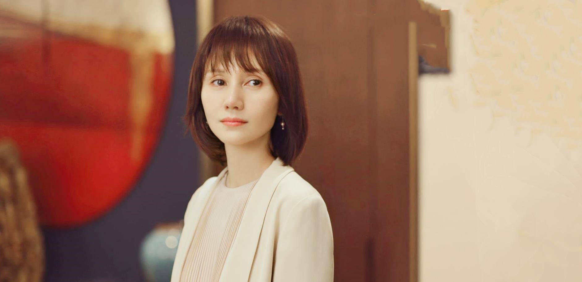 《相逢时节》袁泉完美阐释职场女强人,负重前行,气场强大_宁宥_简宏成