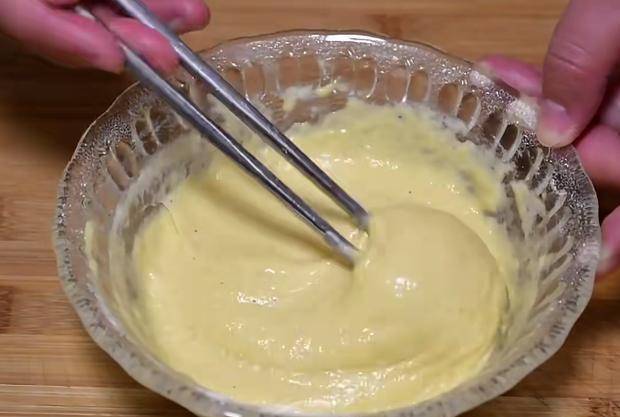 做法|炸蘑菇的好吃做法，比锅巴还香脆，营养美味，不错的家中小零食