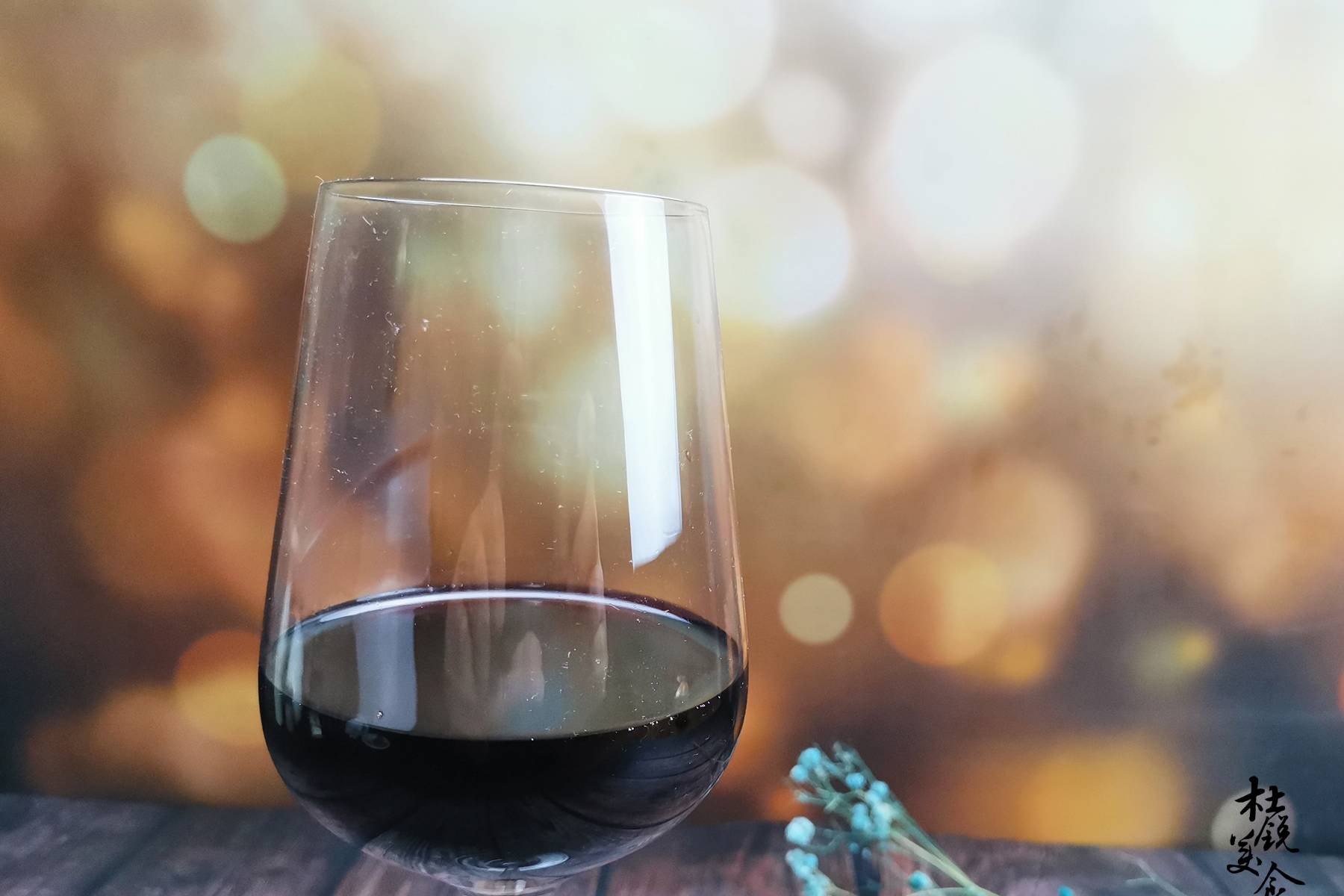 进行|爱喝葡萄酒，不懂分类可不行，葡萄酒3大基本分类，爱喝酒也懂酒