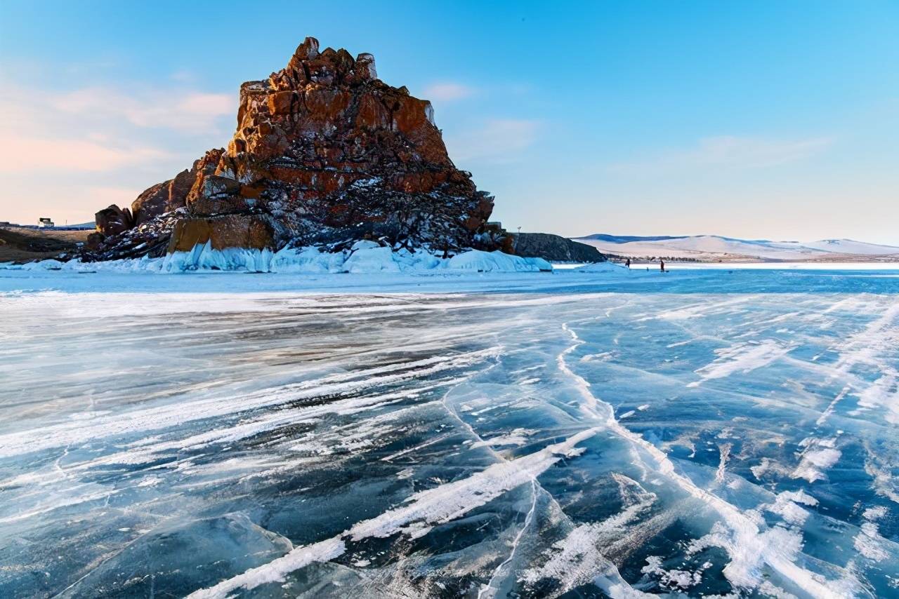世界最深的湖：占俄罗斯淡水资源85%，长江水注满湖区需25年时间