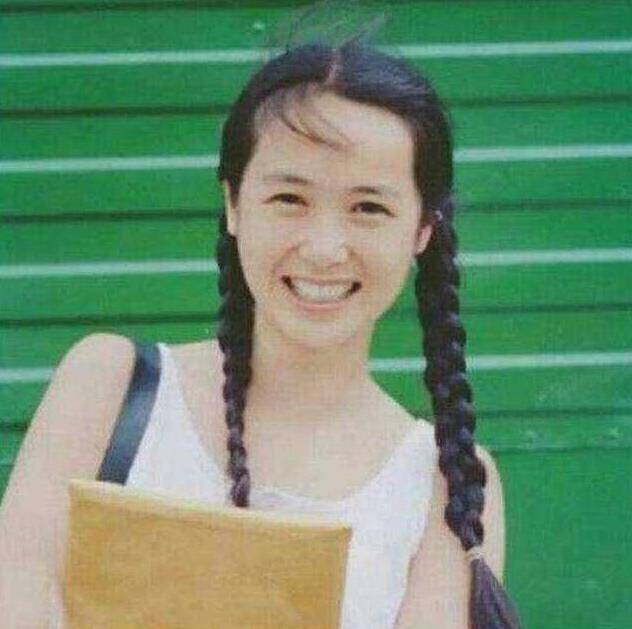 因为|他48岁转行做导演，娶蒋雯丽为妻，自诩张艺谋离不开他！