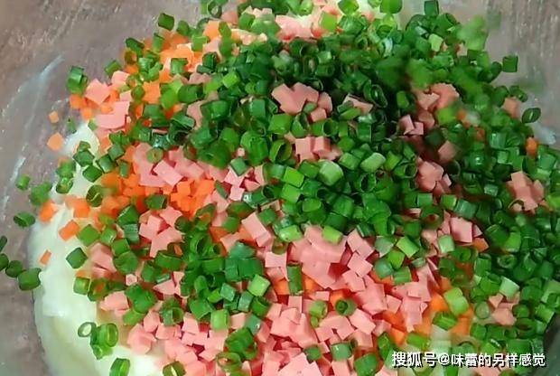 原料|早餐分享好吃的火腿土豆饼,软嫩鲜香,简单味美,大人小孩都爱吃