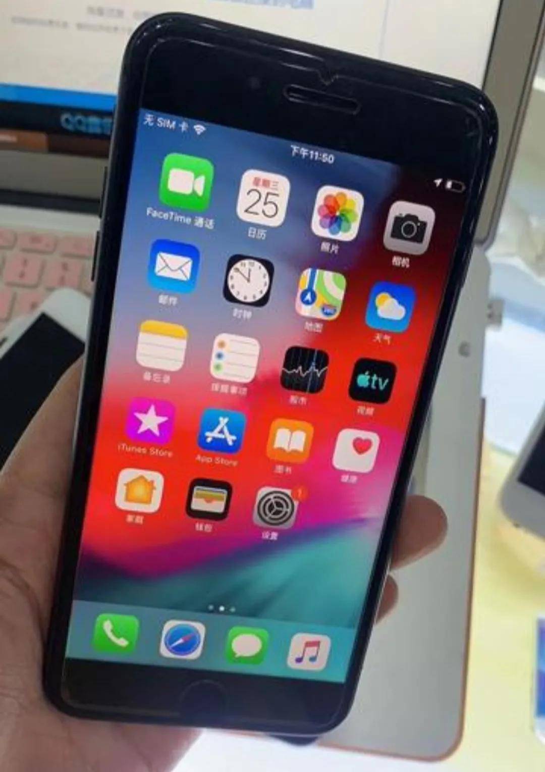 但在ios11和a11的辅助下,iphone8p使用一天没有任何问题.