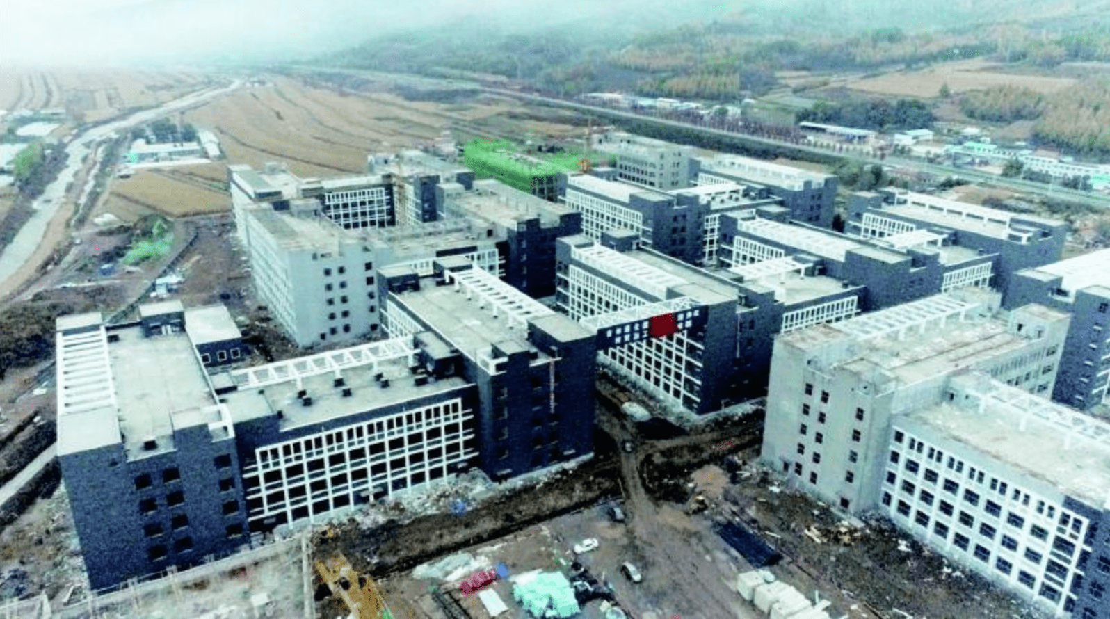 怡达快速39台电梯入驻通化商贸加工创业产业园_建设_保税物流中心