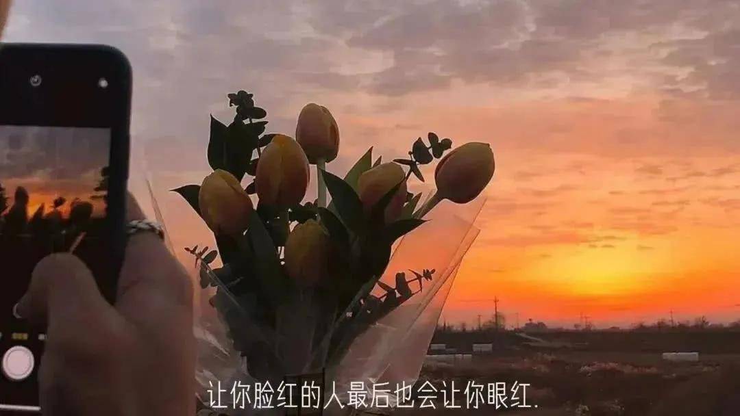 真正的爱是彼此看到对方的阴暗 489879aff1394c8fb9182384b6a23778.jpeg