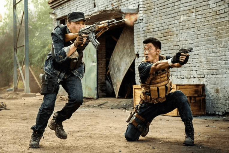 票价|还差0.7亿，《长津湖》后劲不足，赶超《战狼2》有点悬！！