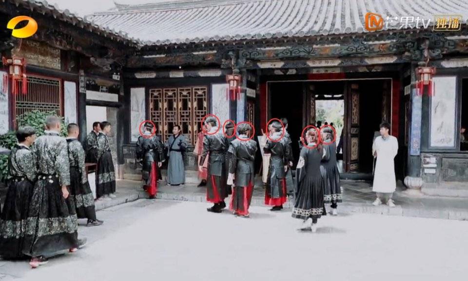 曾舜|宋威龙的“新玩法”再次刷新了观众的底线,这档综艺被“玩废了”??