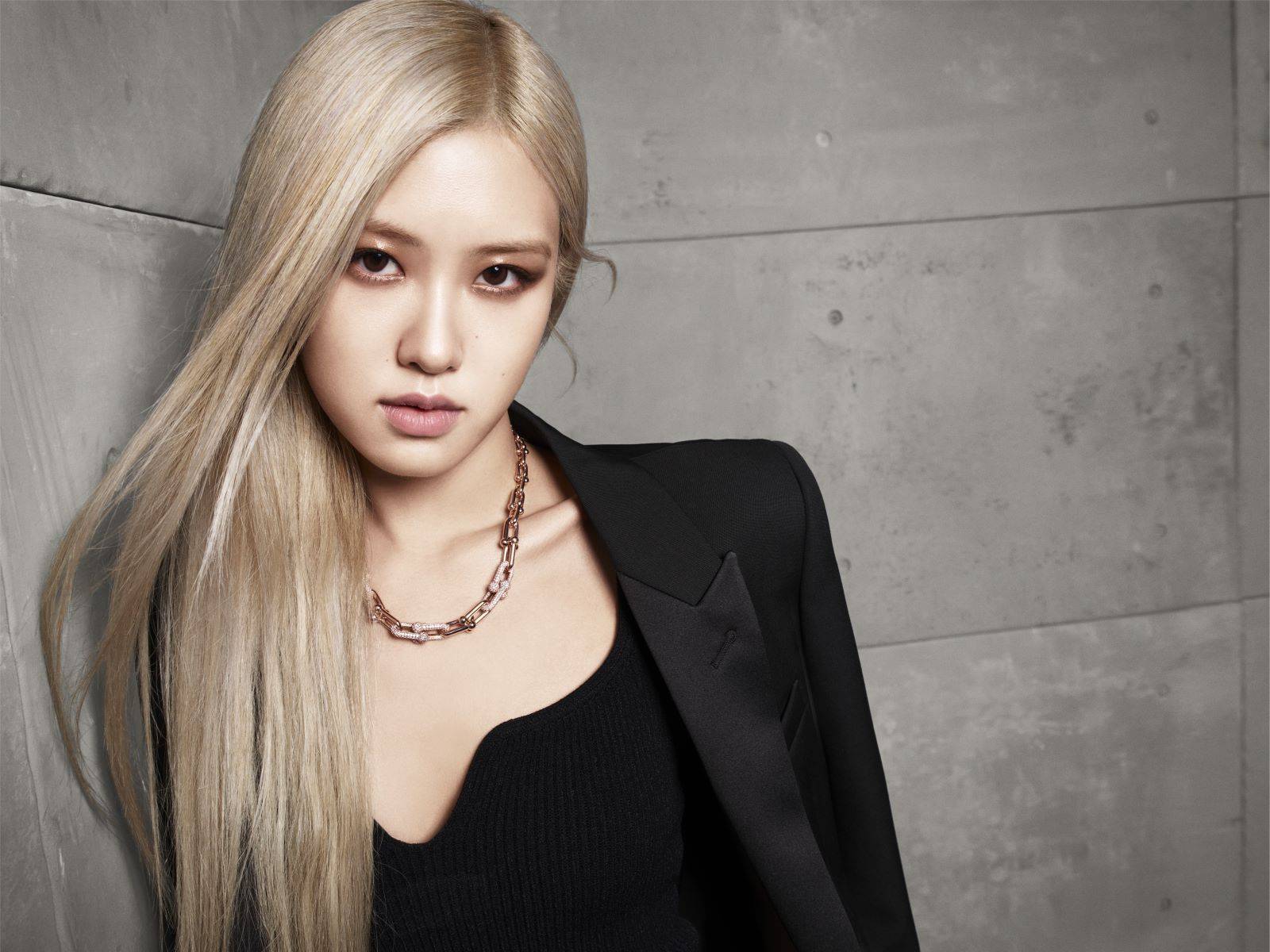 蒂芙尼携手全球品牌代言人ros07朴彩英演绎全新广告片