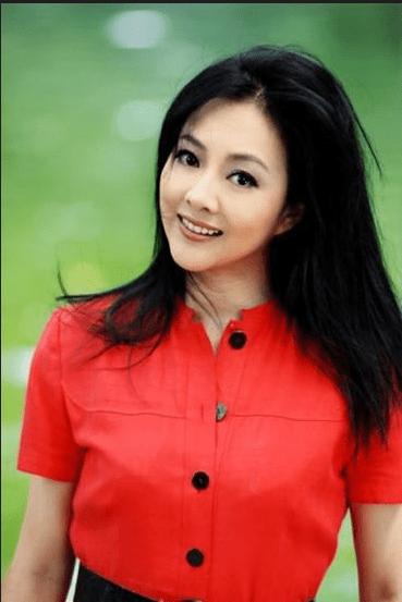 原创孙二娘梁丽10岁丧父29岁被通缉与丈夫离婚时仅剩冰箱